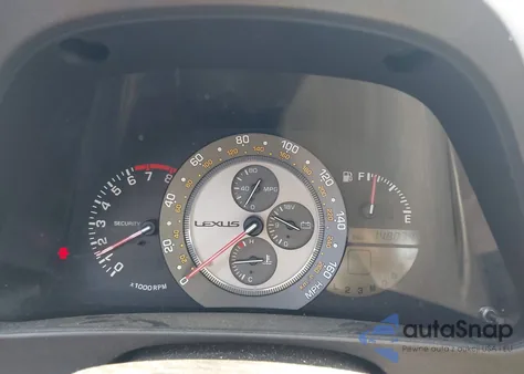 2001 Lexus Is 300 z USA, uszkodzony, nr VIN JTHBD182X10032527